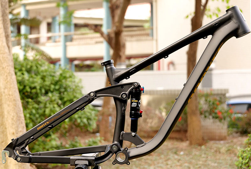 Telaio per Bicicletta a Sospen - Mountain Biking Overalls recensione e prezzo